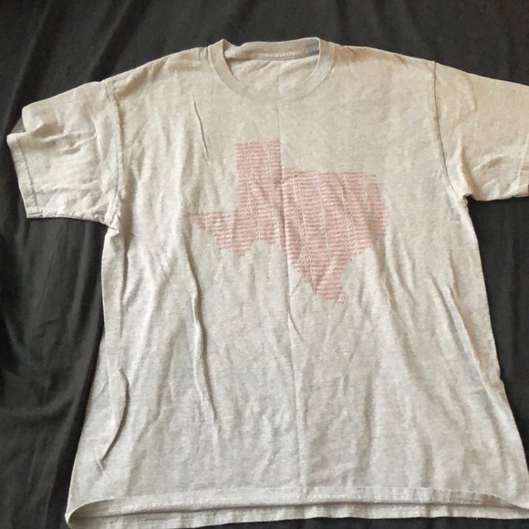 Bundle of university of Houston shirts UH cougars - Picture 2 of 4